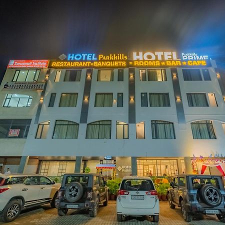Hotel Park Hills Mohali Bagian luar foto