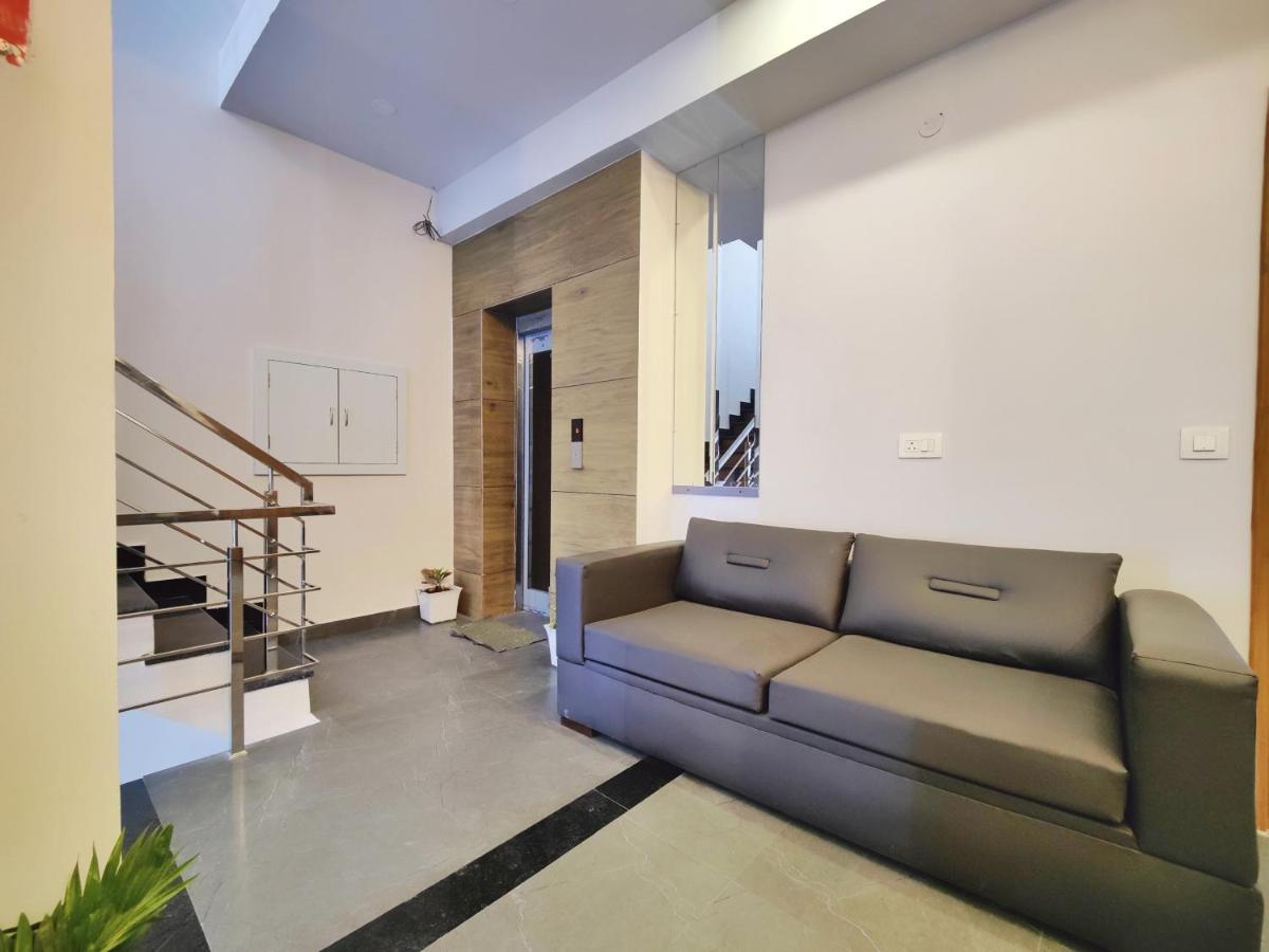 Hotel Park Hills Mohali Bagian luar foto